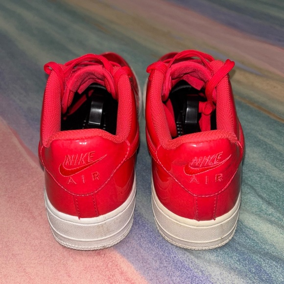 Nike Air Force 1 Low Ultraviolet Siren Red- size 7Y / women’s 8.5 - Picture 6 of 9